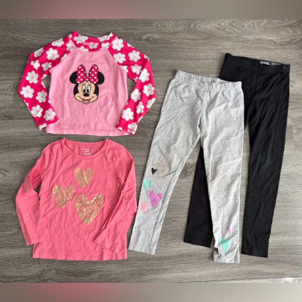 Disney Minnie Mouse Pink and Gold Floral Top with Gray and Black Leggings